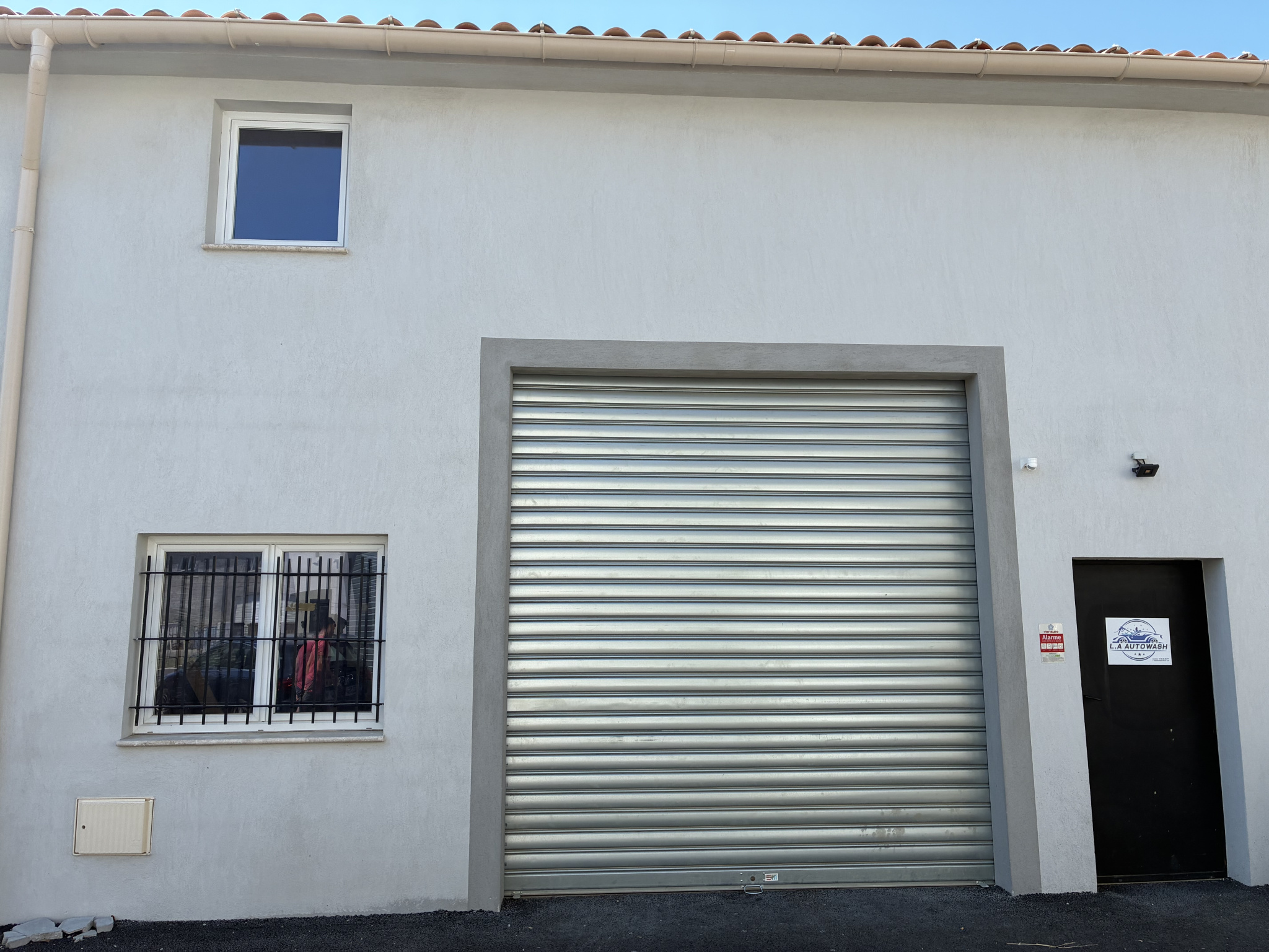 Entrepôt à louer à Tourrettes, 80 m² – photo 1 sur 2