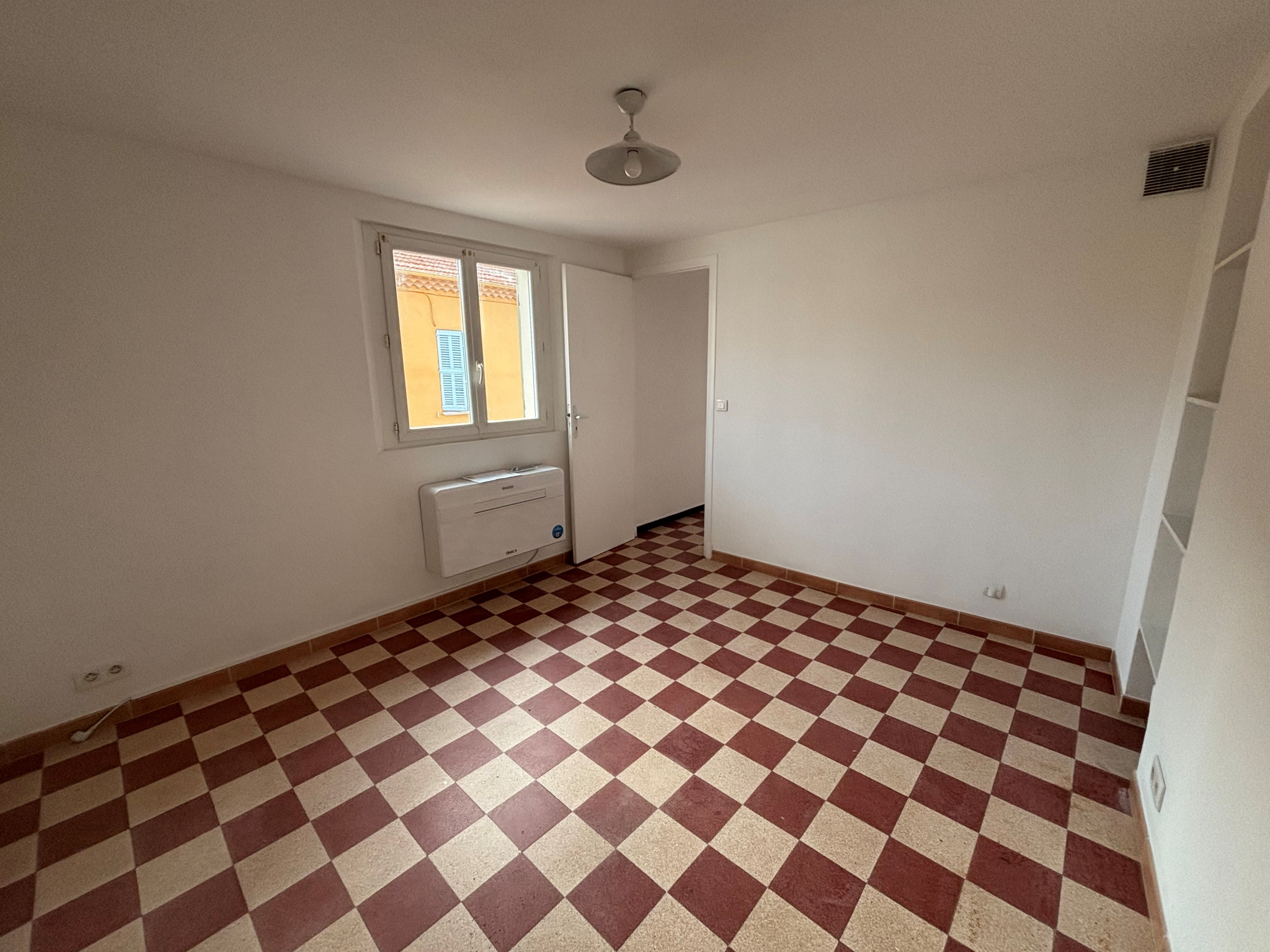 Studio à louer à Frejus, 23 m², 1 pièce – photo 2 sur 4