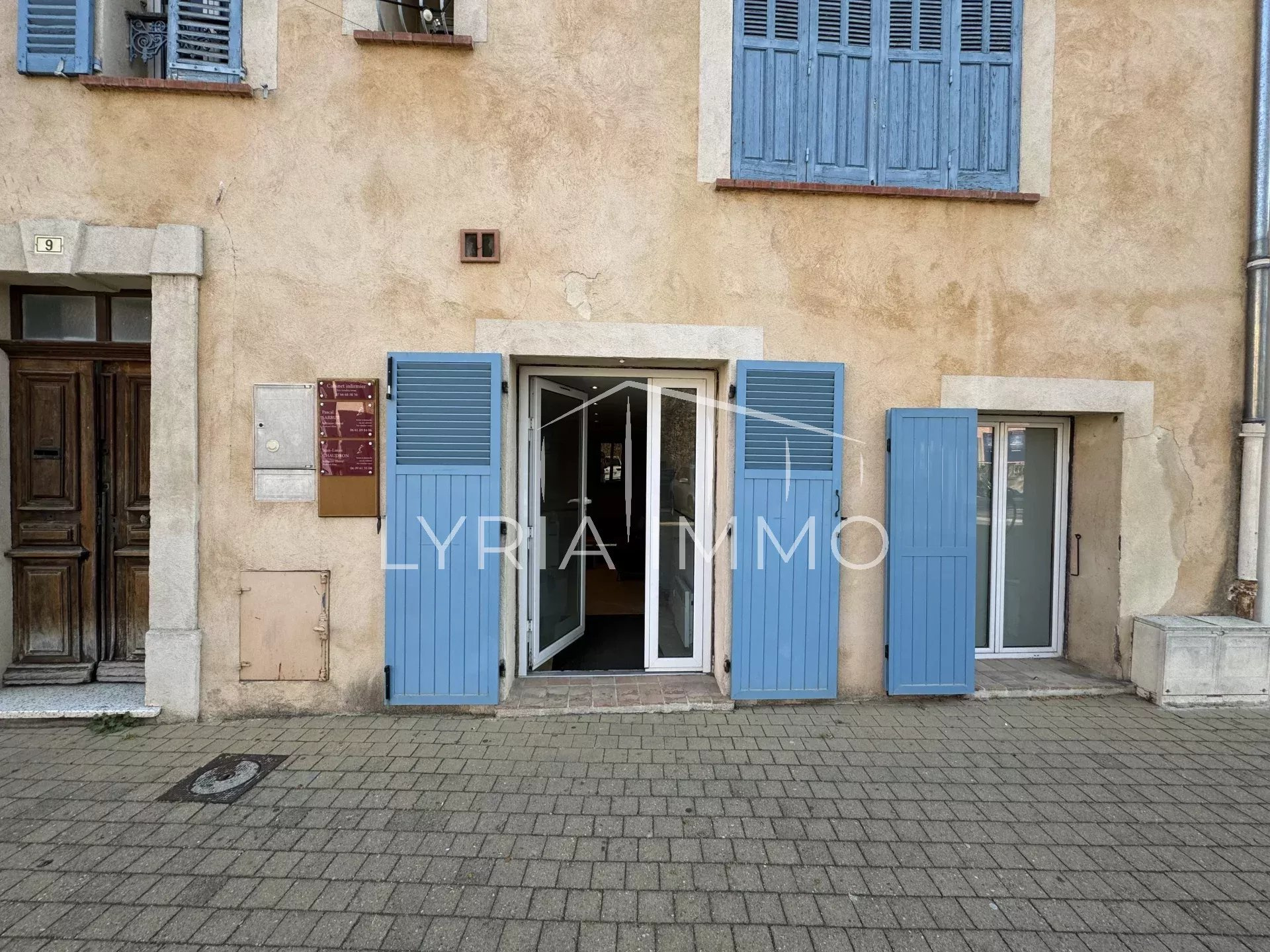 Local commercial à louer à La motte, 25 m², 2 pièces – photo 1 sur 4