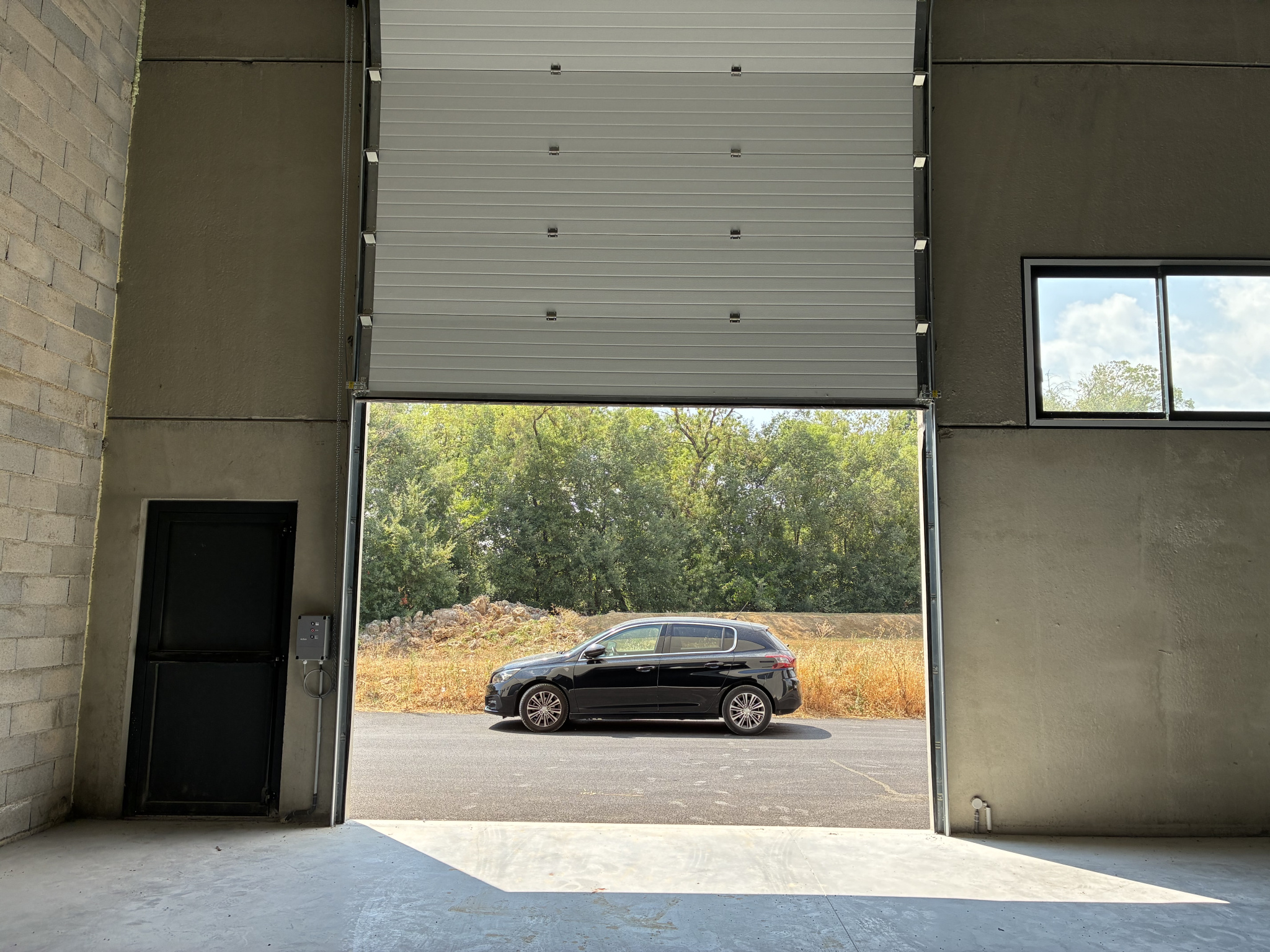 Entrepôt à louer à Montauroux, 211 m² – photo 3 sur 5