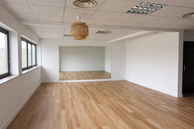 Bureau à louer à Frejus, 90 m² – photo 2 sur 2