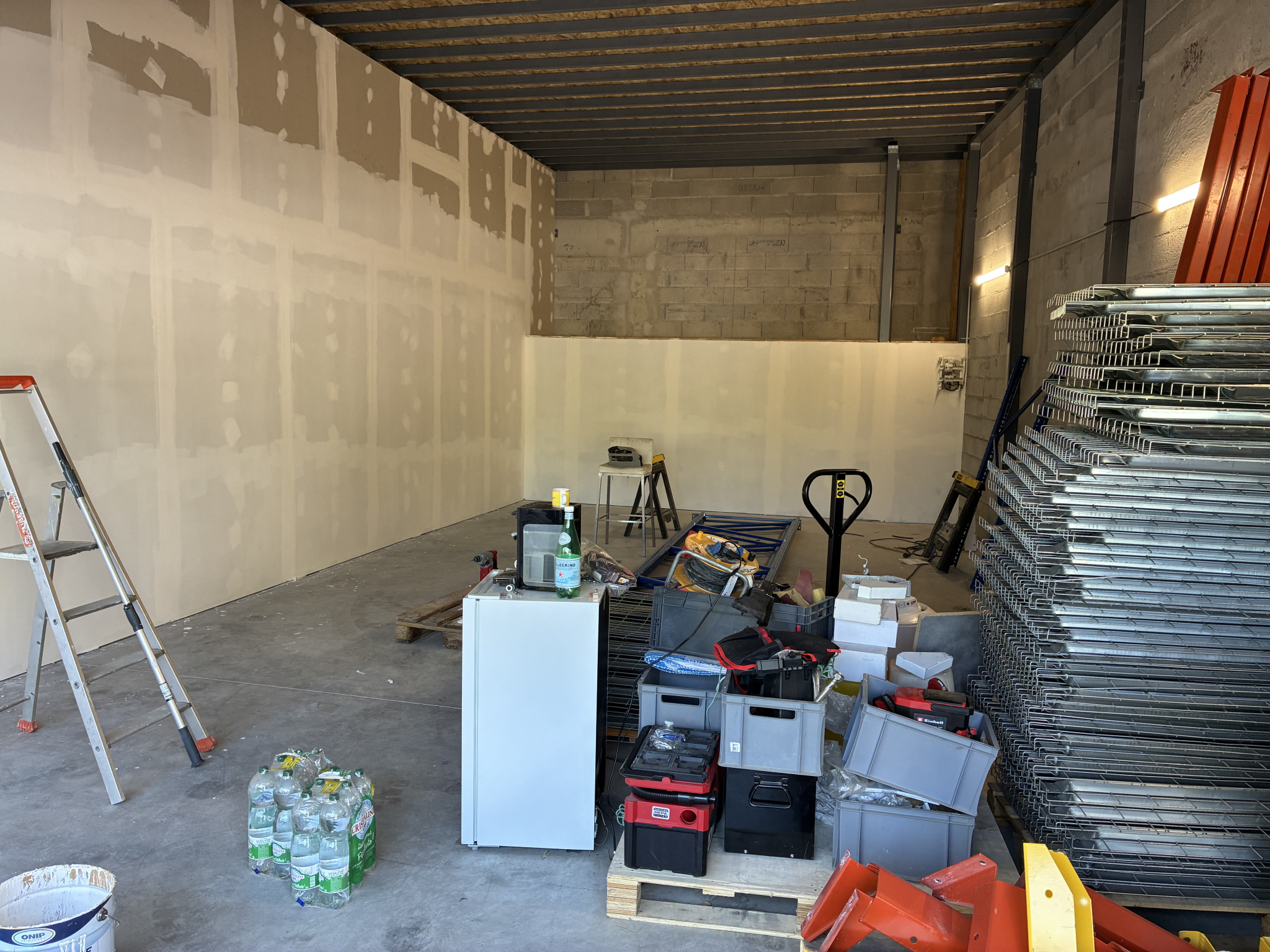 Local d'activité à louer à Roquebrune sur argens, 65 m² – photo 2 sur 4