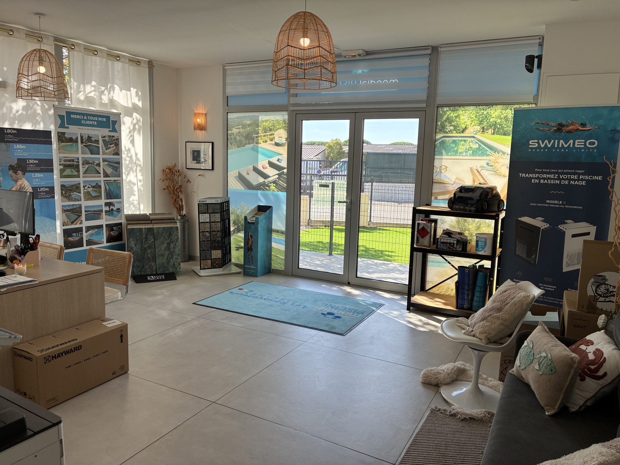 Local commercial à louer à Frejus, 120 m² – photo 2 sur 6