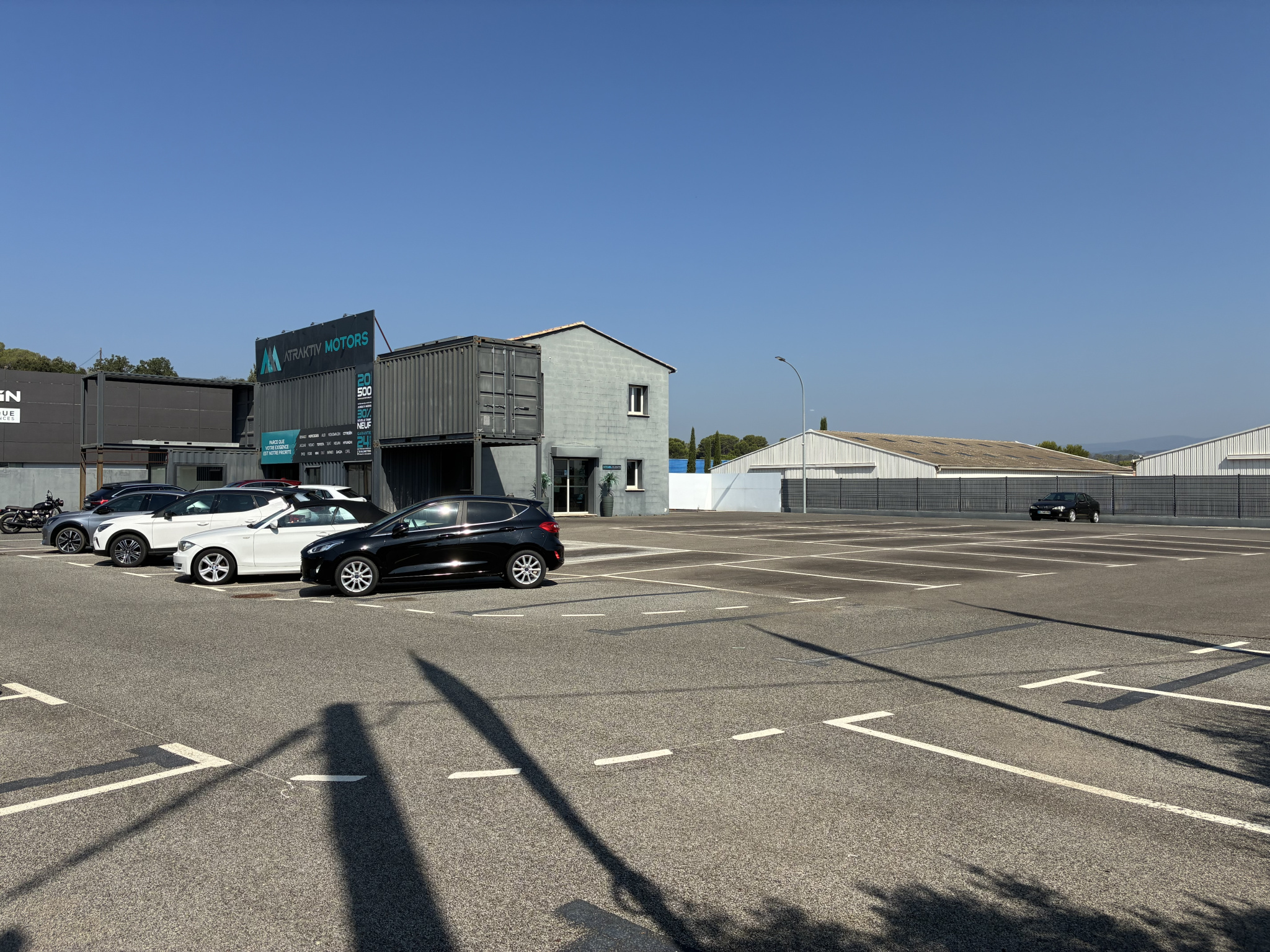 Terrain industriel à vendre à Roquebrune sur argens, 2 600 m² – photo 2 sur 8