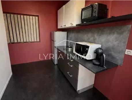 Local commercial à louer à Le luc, 140 m², 3 pièces – photo 3 sur 6